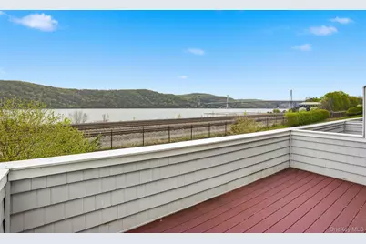 136 Hudson Pointe Drive, Poughkeepsie, NY 12601 - Photo 39