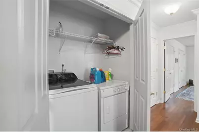 136 Hudson Pointe Drive, Poughkeepsie, NY 12601 - Photo 17