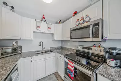 71 Crystal Rock Court, Middle Island, NY 11953 - Photo 11