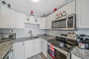 71 Crystal Rock Ct, Middle Island, NY 11953 - Photo 11