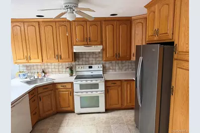 20 Harby Drive, Huntington, NY 11743 - Photo 5