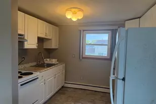175 Wickfield Ln, North Babylon, NY 11703 - Photo 5