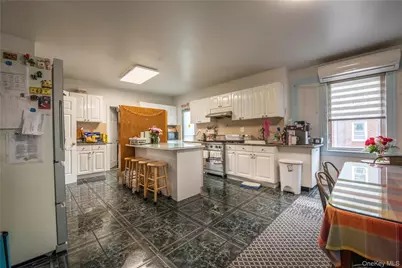157-15 Oak Avenue, Flushing, NY 11355 - Photo 9