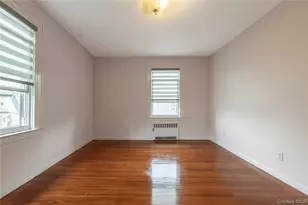 157-15 Oak Ave, Flushing, NY 11355 - Photo 17