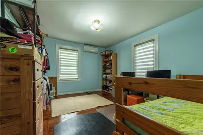 157-15 Oak Avenue, Flushing, NY 11355 - Photo 27