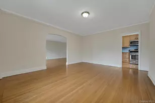 280 Bronxville Rd, Bronxville, NY 10708 - Photo 11
