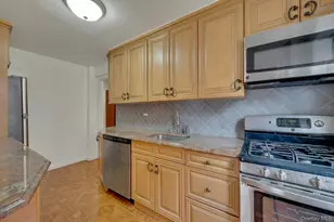 280 Bronxville Rd, Bronxville, NY 10708 - Photo 13
