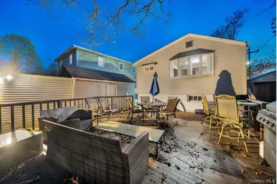 105 Thomas Place, Bellmore, NY 11710 - Photo 27