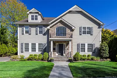 121 Harvard Avenue, Rockville Centre, NY 11570 - Photo 1