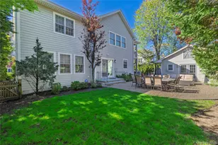 121 Harvard Ave, Rockville Centre, NY 11570 - Photo 39