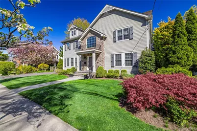 121 Harvard Avenue, Rockville Centre, NY 11570 - Photo 3