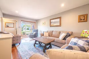 763 Pat Dr, West Islip, NY 11795 - Photo 3