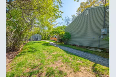 763 Pat Drive, West Islip, NY 11795 - Photo 19