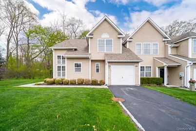 26 Halley Court, Poughkeepsie, NY 12601 - Photo 1