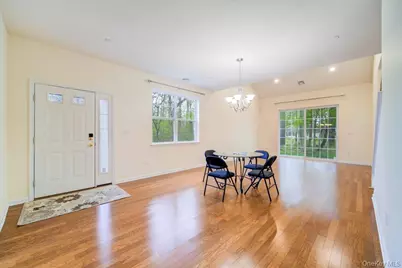 26 Halley Court, Poughkeepsie, NY 12601 - Photo 5