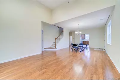 26 Halley Court, Poughkeepsie, NY 12601 - Photo 7