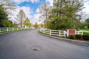 26 Halley Ct, Poughkeepsie, NY 12601 - Photo 45