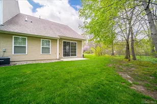 26 Halley Ct, Poughkeepsie, NY 12601 - Photo 37