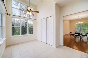 26 Halley Ct, Poughkeepsie, NY 12601 - Photo 13