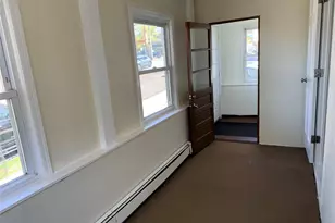4 Davis Ave, Port Washington, NY 11050 - Photo 19