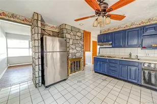 54 Ramble Ln, Levittown, NY 11756 - Photo 5