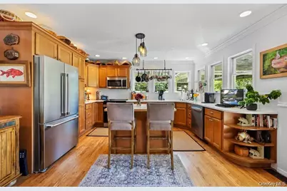 146 Old Stump Road, Brookhaven, NY 11719 - Photo 11