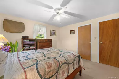 2 Bent Lane, Levittown, NY 11756 - Photo 27