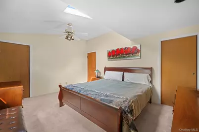 2 Bent Lane, Levittown, NY 11756 - Photo 33