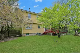 110 Eastview Dr, Valhalla, NY 10595 - Photo 35