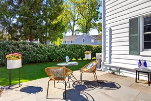 182 Ryder Rd, Manhasset, NY 11030 - Photo 33