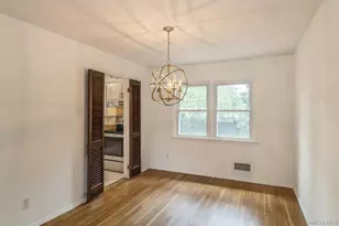 22 Central St, Huntington, NY 11743 - Photo 11