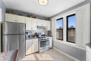 42 Pondfield W, Bronxville, NY 10708 - Photo 7