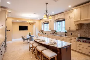 11 Buckingham Ct, Muttontown, NY 11791 - Photo 13