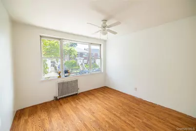 2941 Middletown Road, Bronx, NY 10461 - Photo 5