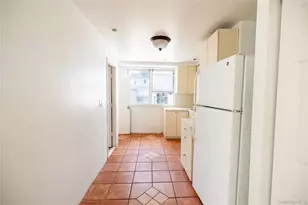 2941 Middletown Rd, Bronx, NY 10461 - Photo 7