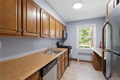 17 Fieldstone Drive #153, Hartsdale, NY 10530 - Photo 5