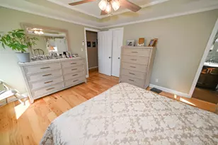 582 Western Park Dr, West Hempstead, NY 11552 - Photo 15