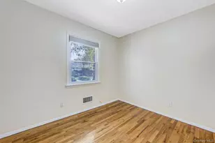 55 Duncan Dr W, Westbury, NY 11590 - Photo 19