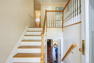 55 Duncan Dr W, Westbury, NY 11590 - Photo 21