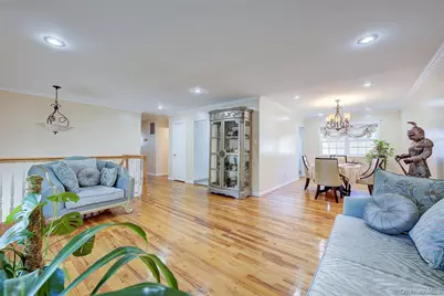 55 Duncan Drive W, Westbury, NY 11590 - Photo 3