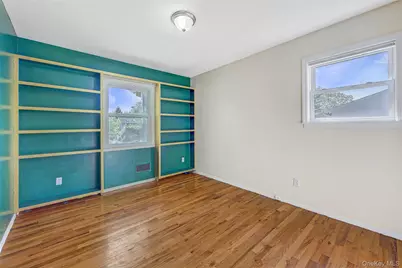 55 Duncan Drive W, Westbury, NY 11590 - Photo 15