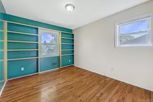 55 Duncan Dr W, Westbury, NY 11590 - Photo 15