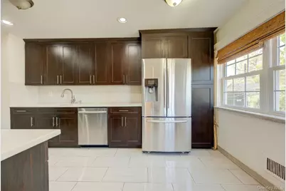 55 Duncan Drive W, Westbury, NY 11590 - Photo 7
