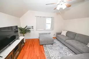 85 Hinsdale Ave, Floral Park, NY 11001 - Photo 25