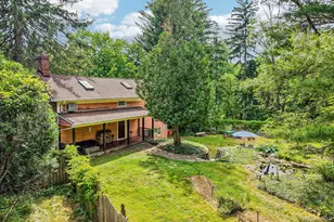 456 Saddle River Rd, Airmont, NY 10952 - Photo 23
