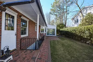 695 Hunt Ln, Manhasset, NY 11030 - Photo 19