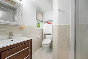 105 Serpentine Ln, Albertson, NY 11507 - Photo 19
