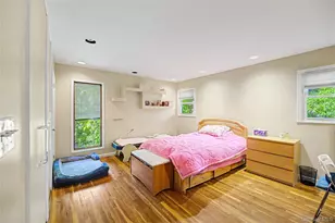 105 Serpentine Ln, Albertson, NY 11507 - Photo 15