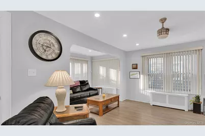 56 Liggett Road, Valley Stream, NY 11581 - Photo 9