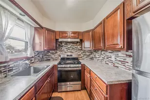 206 Prospect Pl, Bay Shore, NY 11706 - Photo 13